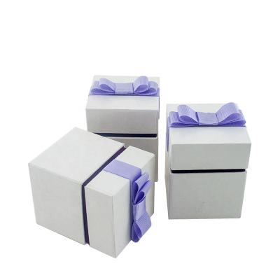 China Custom Design High Quality Luxury Jewelry Ring Box , Christmas Gift Paper FSC Box With Ribbon for sale