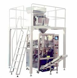 China LLQ-X520 full automatic vertical bag packaging machine/Peanut packing machine for sale