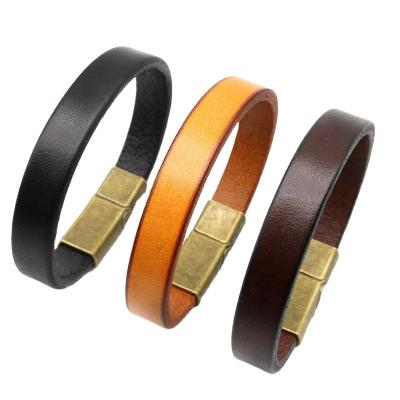 China Environmentally Friendly Zinc Alloy Leather Men Woven Retro Vintage Black Bracelet Gold Buckle Bracelet Yellow Brown for sale