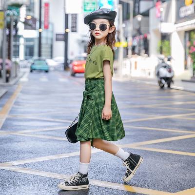 China High Quality 2 Piece T-shirt +plaid Skirt Anti-wrinkle Dress Teenage Girls Clothing Sets 4-14T for sale