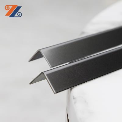 China Modern 304 Black Hairline Finished L Shape Stainless Steel Profile For Wall Corner Decoration for sale