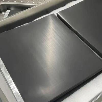 Chine Le graphite d'électrode d'EDM déjouent le petit pain, feuille de graphite de la grande pureté 99,95% à vendre