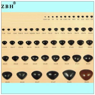 China 3.5MM-55MM Fashion Multicolor Triangle Shape Plastic Plush Toy Noses for sale