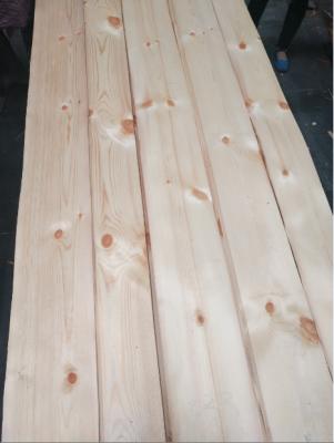 China Knotty Pine Natural Wood Veneers Knotty Pine Decorative Veneers for Furniture Doors and Plywood Industry for sale