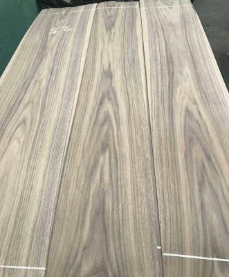 China 0.5MM Walnut Veneer Walnut Sliced Veneer American Walnut Natural Veneers Crown Walnut Fancy Veneer for sale