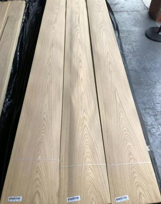 China Natural White Oak Wood Veneer American White Oak Decorative Veneers For Office Furniture Veneer Doors Veneered Boards for sale