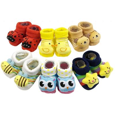 China QUICK DRY Non Slip Silicon Baby and Newborn Present Cute Gift Set Funny Christmas Baby Socks for sale