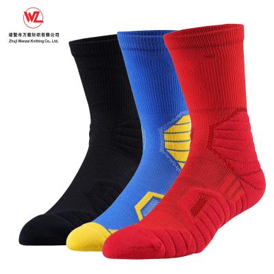 China 2021 Men's QUICK DRY Non-slip Wear-resistant Mid Calf Sports Socks Towel Bottom Professional Basketball Socks for sale