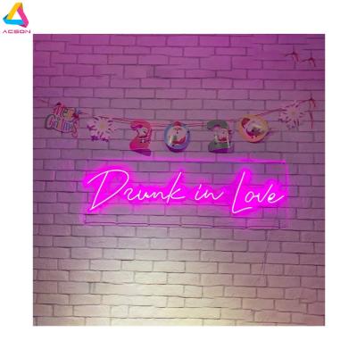 China Long Lasting Fast Delivery Neon Sign Wedding In Neon Sign Stock Custom Wedding By Name No Moq Design Free Moq Bue In Love Neon Sign for sale