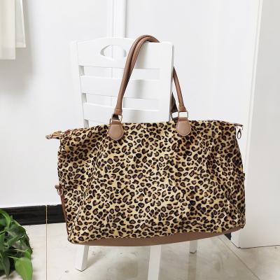 China Fashion Lily Weekender bag woman, inspired Lilly Weekender Tote Bag model decorated with a leopard monogram for sale