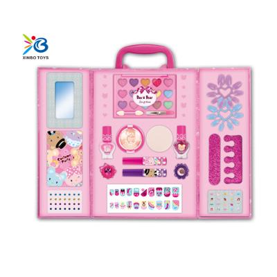 China Portable Cosmetics Case Nail Polish Beauty Set Kid Pretend Toys Make Up Set For Girl XB087177 for sale