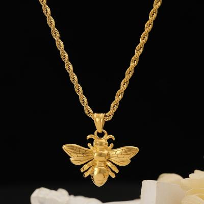 China Hiphop craft wolf fashion hiphop bee 18K stainless steel jewelry personalized gold plated pendant necklace for sale