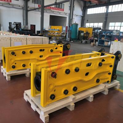 China Chisel Diameter 135mm Rock Breaker Yakai CTHB70 Top Type Hydrualic Breaker Hammer for 18-26 Ton Excavator for sale