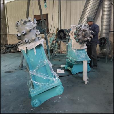 China Q345B graafwerktuig Rock Grinder Attachments 700mm de Hoofdmolen van het Rotswiel Te koop