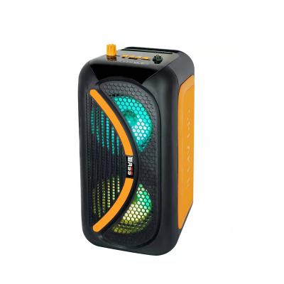 China Dual 4 Inch PORTABLE Classic Portable Wireless Outdoor Speaker for sale