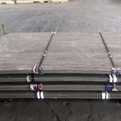 中国 Ar700 Steel Plate Jfe-Wel Hard Wear Resistant Steel Plate Hb600 High Chromium Carbide Cladding Wear Steel Plate 販売のため