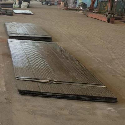 中国 3mm-150mm Customized Chromium Carbide Overlay Wear Plate Excavator Crusher Bucket Liner Cladding Wear Plate 販売のため