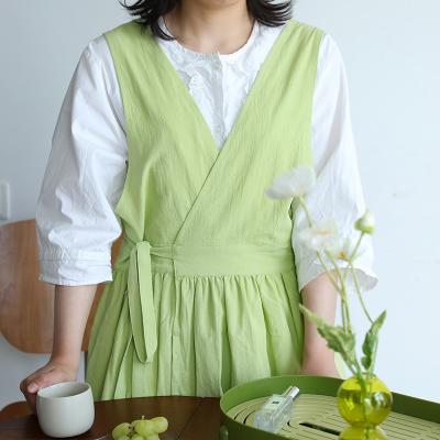 China MYGO Sexy V-Neck Cotton Plain Green Embroidery Apron Women Fashion Modern Logo Kitchen Cleaning Canvas Aprons for sale