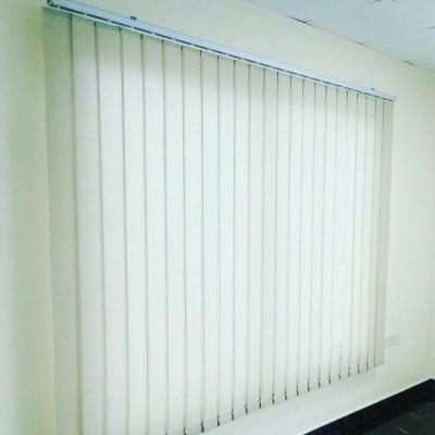 China Manual / Motorized Manual Roller Blind Patio Door Blinds Sheer Vertical Blinds With Accessories for sale