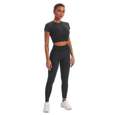 China Breathable Fashion High Quality Yoga Sets Seamless Sports For Women for sale