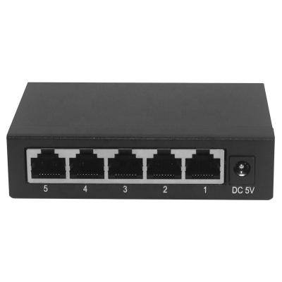 China FTTX Solutions Factory price Wall Desk Mounted 4 Ports 10/100Mbps Ethernet Desktop Unmanaged Network switch for sale