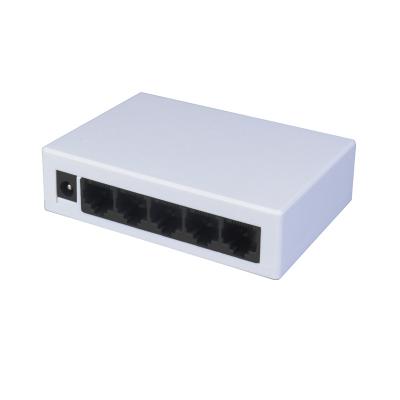 China FTTX Solutions Mini desktop 5 10/100/1000mbps ethernet port fast network switch with Plastic shell for sale