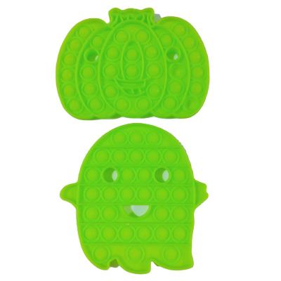 China Relieve Stress Amazon 2021 Hot Sale Halloween Silicone Noise Buster Toy For Kids Ghost Pumpkin Glow In The Dark for sale