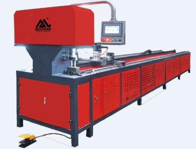 China C-vormig staal C-type plankbuispunctiemachine kanaalstaal Te koop