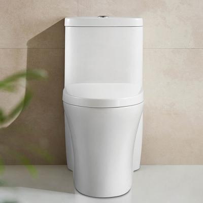 Cina Toilette prolungate fisse del bagno con le linee ed il basso profilo puliti in vendita