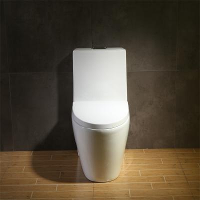 China Modern Elongated CUPC Toilet Bringing Super Quiet Powerful Flushing for sale