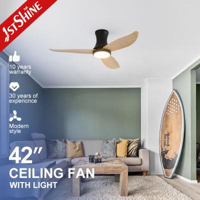 China 3 Plastic Blade 6 Speed Remote Control Low Ceiling Flush Mount led Ceiling Fan With Light for sale