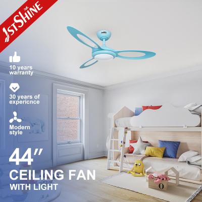 China Fan de techo de Dimmable LED de 44 de la pulgada 3 cuchillas del ABS 230V para el dormitorio en venta