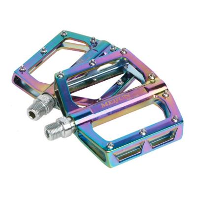 China Colorful Ultralight MTB Bicycle Pedal Non-slip Road Cycling Pedals Aluminum Mountain Bike Pedals YK1766 for sale