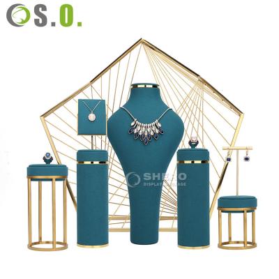 China Jewelry Disply Shero Luxury Jewelry Display Stand Set Metal Jewelry Display Prop Ring Pendant Windows Jewelry Displays Set for sale