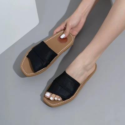 China 2023 Fashion Trend New Fashion Canvas Flip Flops Slip On Beach Flat Slippers For Women Slippers for sale