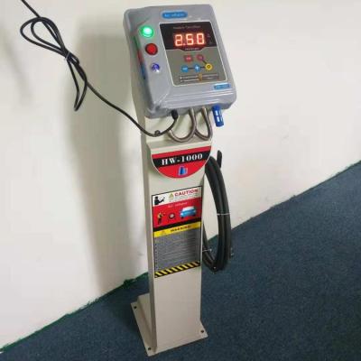 China lignt car/truck tire inflator price is very competitive,LED car/light truck digital tire inflator CE approved Dl-1000 for sale