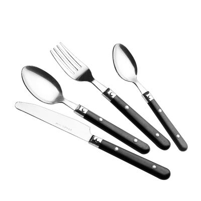 China Sustainable Plastic Handle 16pcs/24pcs Stainless Steel Cutlery Set For USA Market for sale