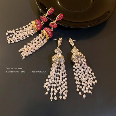 China 2021 new durable pearl tassel earrings for women temperament long exaggerated fashion earring set in Europe and America for sale