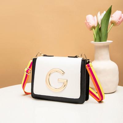 China Other Unique Fashion Vintage Heart Sling Cross - Body Shoulder Bags for Ladies and Girls 2022 Luxury Designers Mini Kids Purses Handbags for sale