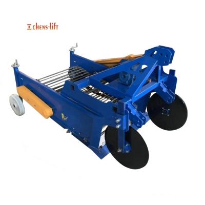 China Mini Farm Machinery Potato Sweet Potato Harvesting One Mini Potato Harvester Tractor for sale