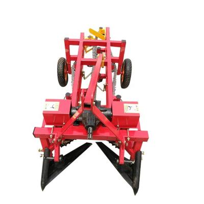 China Hot Selling Mini Tractor Peanut Harvester Garlic Harvester Price for sale