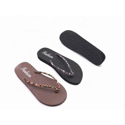 China Fashion trend SUMMER WOMEN FLOWER LADY FASHION SLIDES WOMEN SLIPPERS FILP-FLOP SLIPPERS SHOES for sale