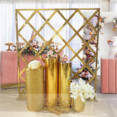 China Wedding Decoration Gold Stainless Steel Mesh Durable Wholesale Wedding Backdrop for sale