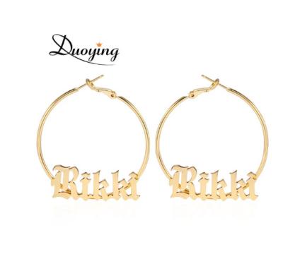 China Qiuhan OEM FASHIONABLE Design Customate New Fashion Customized Stainless Steel Font Style Circle Earrings for sale