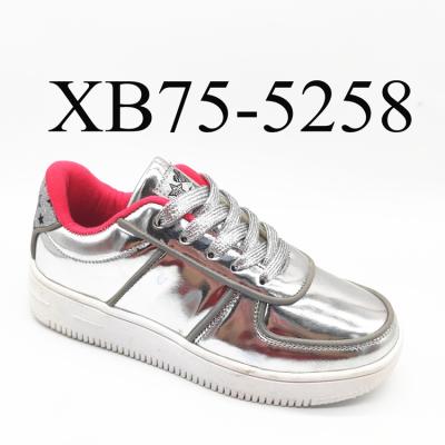 China 2020 Custom Silver Color Fashion Picture Factory Sports Shoes Black Hot Selling Men Shoes for sale