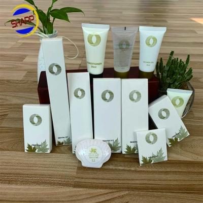 China Hotel Guest Room Hot Selling Price Cheap Hotel Supplies , Disposable Hotel Amenity for sale