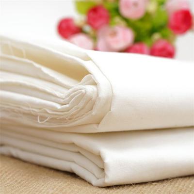 China Anti Pill Cotton 40 Thread 100% Twill Gray Greige Fabric Cloth In Running White for sale