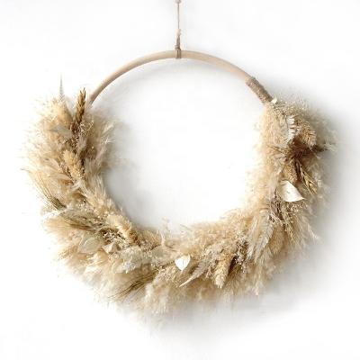 China Amazon Wreath Modern Hot Selling Modern Pampas Grass Indoor Ornament Perfect Wreath For Home Deco /wedding Deco for sale