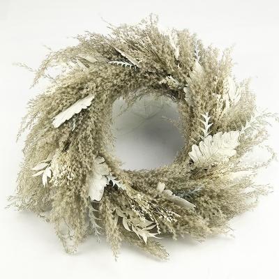 China 40*40*8cm wholesale dry flower pampas garland real for wedding decoration for sale