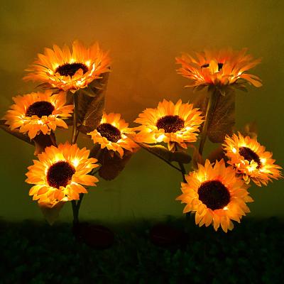 China Energy savings ; New Style Environmental Protection Garden Sunflower Decoration Lawn Outdoor Waterproof Sunflower Solar Light Decorative Stake Lights for sale